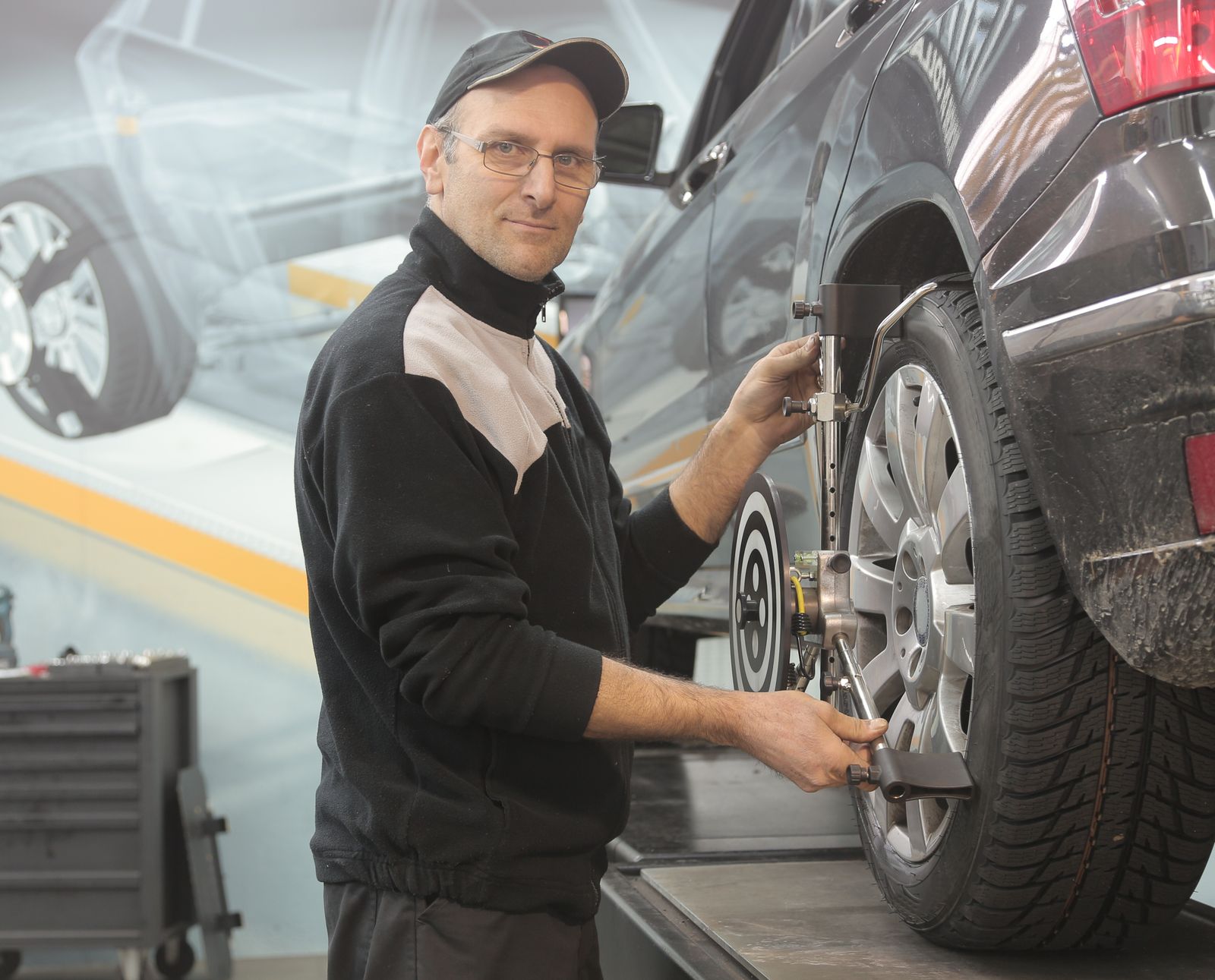 Auto center